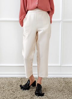 GlossyWideLegPants