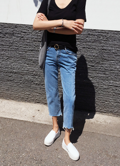 RawHemStraightJeans
