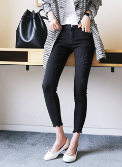 Cut-offHemBlackSkinnyJean