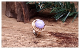 18K玫瑰金镶钻天然翡翠戒指--老坑糯种鲜艳紫罗兰均色经典蛋面奢华镶嵌戒指