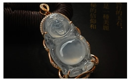 18K玫瑰金鑲鉆天然翡翠掛件--老坑冰玻種清雅瑩白均色極細膩均勻水潤晶瑩飽滿圓潤奢華鑲嵌立佛