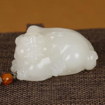 和田玉白玉把件瑞獸