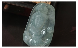 天然翡翠掛件--老坑冰玻種淺綠均色水潤晶瑩厚實大氣局部拋光精雕普賢菩薩