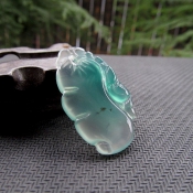 精品巴西藍(lán)綠瑪瑙冰透四季豆吊墜