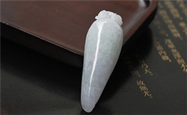 天然翡翠掛件--老坑糯種淺綠飽滿圓潤精工細雕福瓜