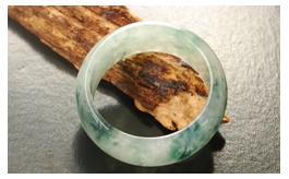 天然翡翠戒指-翠點凝香老坑冰種飄花圓潤清新靈秀指環