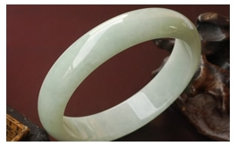 天然翡翠手鐲--老坑糯種清雅淺陽綠細膩凝潤婉約秀美富貴圓鐲(57)