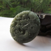 天然新疆和田玉青玉龍牌掛件/和田青玉騰龍玉佩/玉石龍圖案青玉項墜/玉緣軒正品