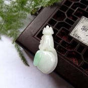 純天然緬甸a貨翡翠玉飄綠一心一意吊墜