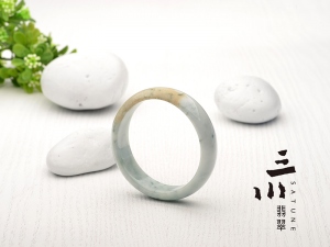 特價飄藍花天然A貨翡翠手鐲