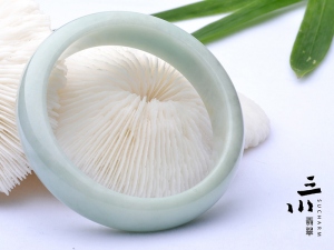 芋頭種豆綠天然A貨翡翠圓鐲