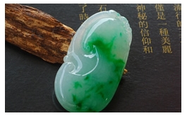 天然翡翠掛件--老坑糯種鮮潤正陽綠飄花極細膩潤澤雙面精雕萬事如意