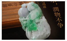 天然翡翠掛件--老坑豆糯種清雅淺紫羅蘭伴淺綠潤澤大氣雙面精雕喜上眉梢