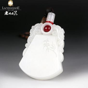 新疆和田羊脂玉牌螭龍52.63g