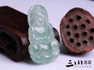 冰種晴水綠天然A貨翡翠觀音吊墜