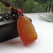 天然紅玉髓小版生肖鼠守護神千手觀音吊墜