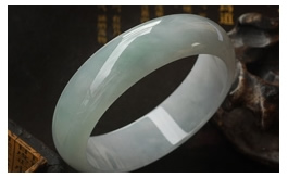 天然翡翠手鐲--老坑冰糯種清雅淡綠極細膩均勻潤澤晶瑩婉約韻秀圓潤正裝富貴圓鐲(58)