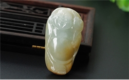 天然翡翠掛件--老坑冰糯種黃翡細(xì)膩瑩潤(rùn)立體精雕逍遙佛