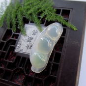 天然巴西淡綠瑪瑙飽滿精致四季豆吊墜/福豆玉墜/吉祥豆角連中三元掛件
