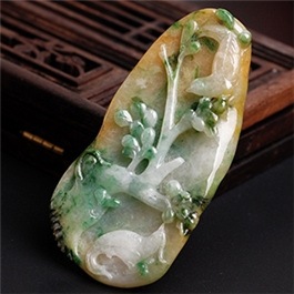 天然翡翠掛件--老坑糯種淺綠黃翡雙色交輝精雕喜上眉梢