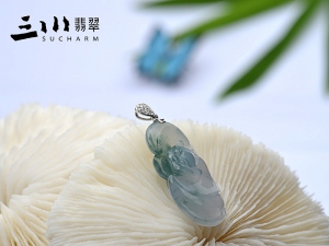 18K白金鉆石冰糯種天然A貨翡翠瑞獸吊墜
