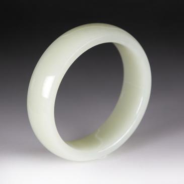 新疆天然和田玉青白玉手鐲扁圓環(huán)形59.2mm專柜正品包郵帶證書