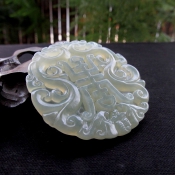 精致岫玉冰透雙龍獻(xiàn)壽玉佩/岫玉玉牌掛件/雙龍獻(xiàn)壽項(xiàng)墜/玉緣軒正品