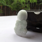 精美翡翠冰瑩細潤吉祥玉觀音掛件