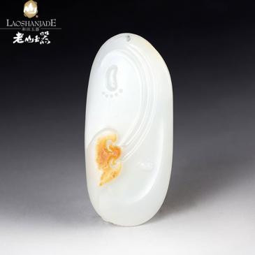 和田玉羊脂玉籽料掛件福在眼前栩栩如生