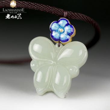 和田玉掛件蝴蝶配掐絲琺瑯掛墜