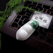 純天然緬甸a貨翡翠玉飄綠福豆吊墜
