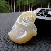 精品純天然玉髓原黃色水潤祥鳳掛件