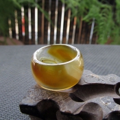 天然冰透黃瑪瑙寬版玉戒指