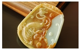 天然翡翠掛件--風云變幻老坑冰糯種綠褐黃翡雙面凹刻如意福來飛龍在天