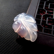 精品純天然淡紫玉髓冰種玉葉子吊墜