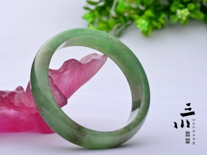 特價芋頭種晴水綠天然A貨翡翠圓鐲