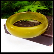 精品天然岫玉清透亮黃色玉手鐲