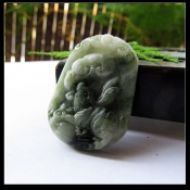 精美天然南陽綠白獨玉生肖兔吊墜
