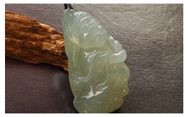 天然翡翠掛件--歡天喜地老坑冰種淺綠超細(xì)膩潤(rùn)澤立體形像圓雕天蓬元帥