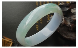 天然翡翠手鐲-貴妃鐲--老坑冰種茄紫伴淺綠極細膩均勻潤澤晶瑩輕盈柔美貴妃鐲(59)
