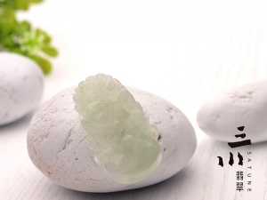 糯種天然A貨翡翠生肖豬吊墜