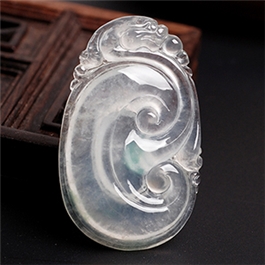 天然翡翠掛件--老坑冰玻種淺綠水潤晶瑩雙面精雕如意