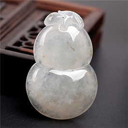 天然翡翠掛件--老坑冰種淺翡瑩潤細膩精雕精致葫蘆