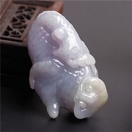 天然翡翠掛件--老坑糯種淺紫底立體精雕大吉大利