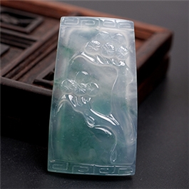天然翡翠掛件--老坑冰種清雅淺綠細膩水潤松柏常青