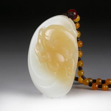 陶虎作品新疆天然和田玉糖羊脂玉掛件瑞獸玉雕大師收藏