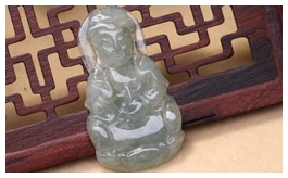 天然翡翠掛件-老坑冰糯種油青綠雙面精雕慈悲辟邪觀(guān)音