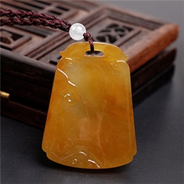 天然翡翠掛件--老坑冰種黃翡均色瑩潤細膩精雕小巧子岡牌