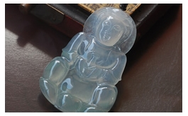 天然翡翠掛件--老坑冰玻種清雅淺綠晶瑩剔透圓潤大氣雙面精雕辟邪觀音