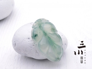 天然A貨翡翠冰種飄花葉子